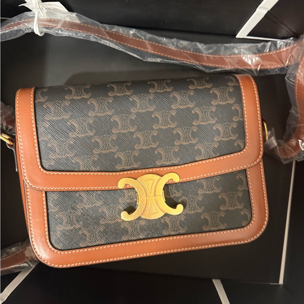 Celine Triumph Teen bag